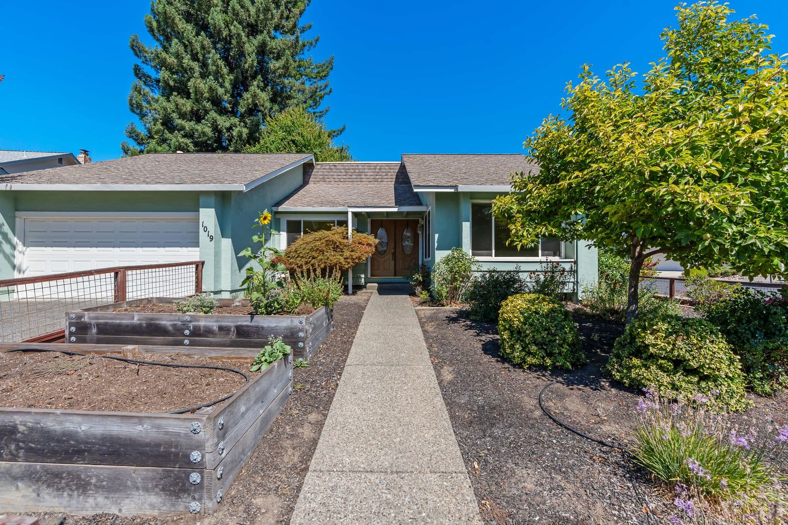 Napa House: 1019 Banbury Ct