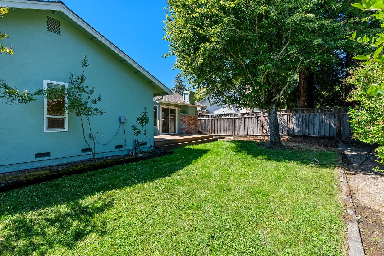 Napa House: 1019 Banbury Ct