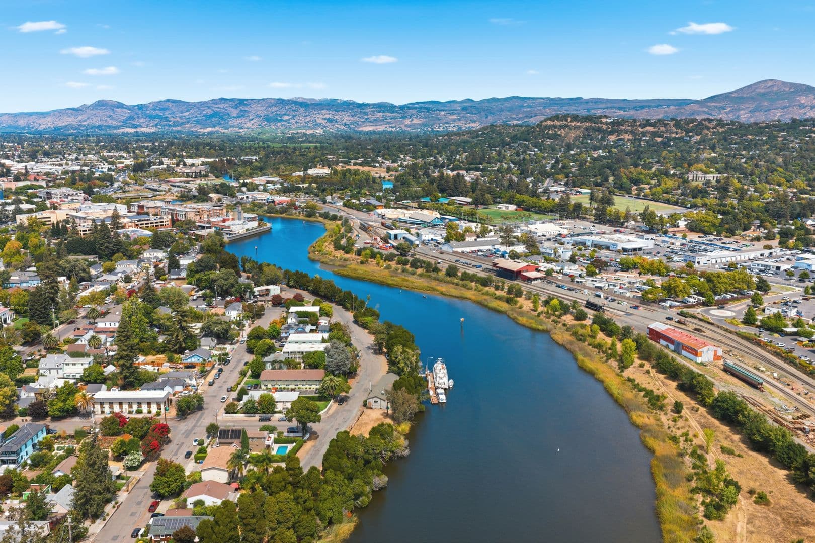 Napa Apartment: 381-385 Riverside Drive