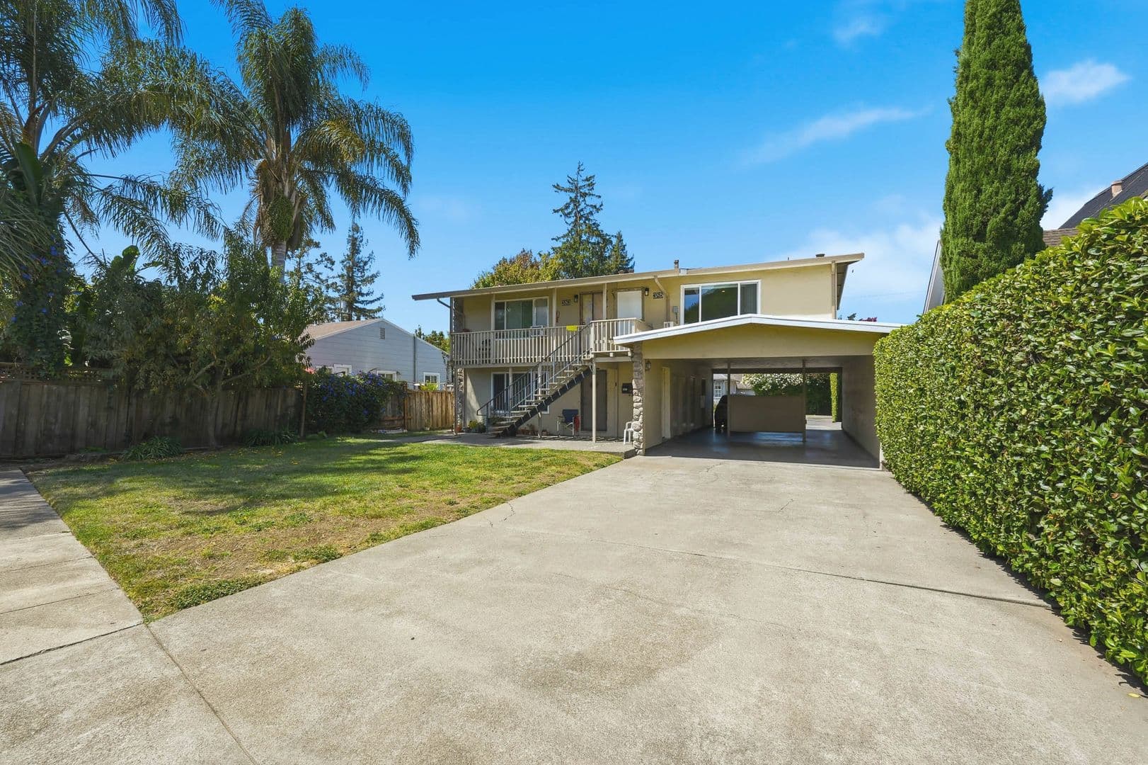 Napa Apartment: 381-385 Riverside Drive