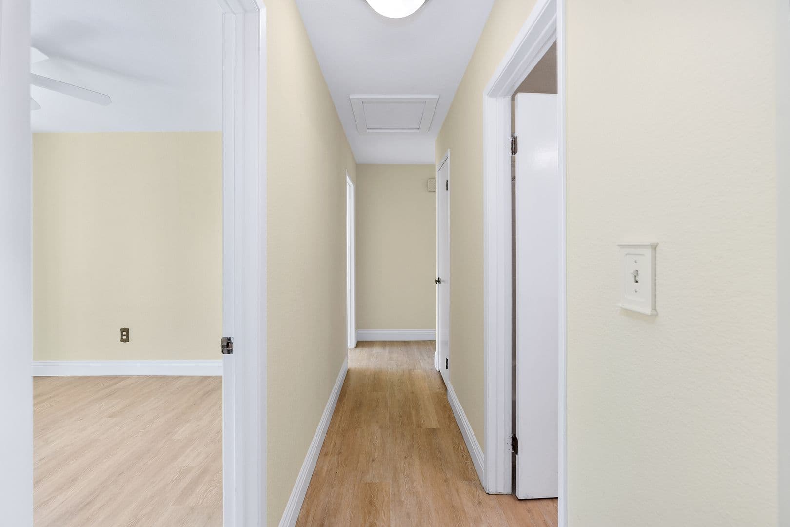 Napa House: 1019 Banbury Ct