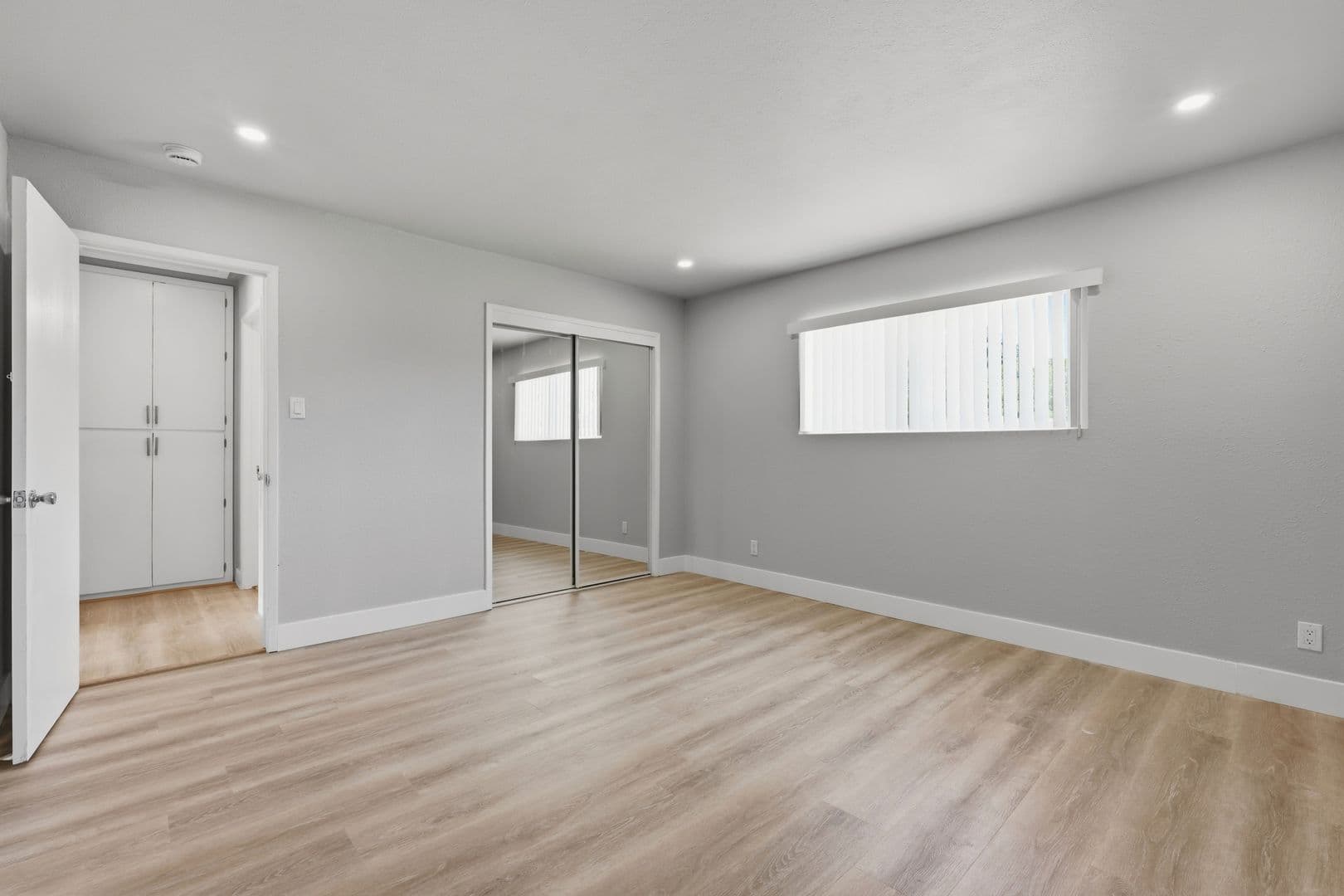 Napa Apartment: 381-385 Riverside Drive