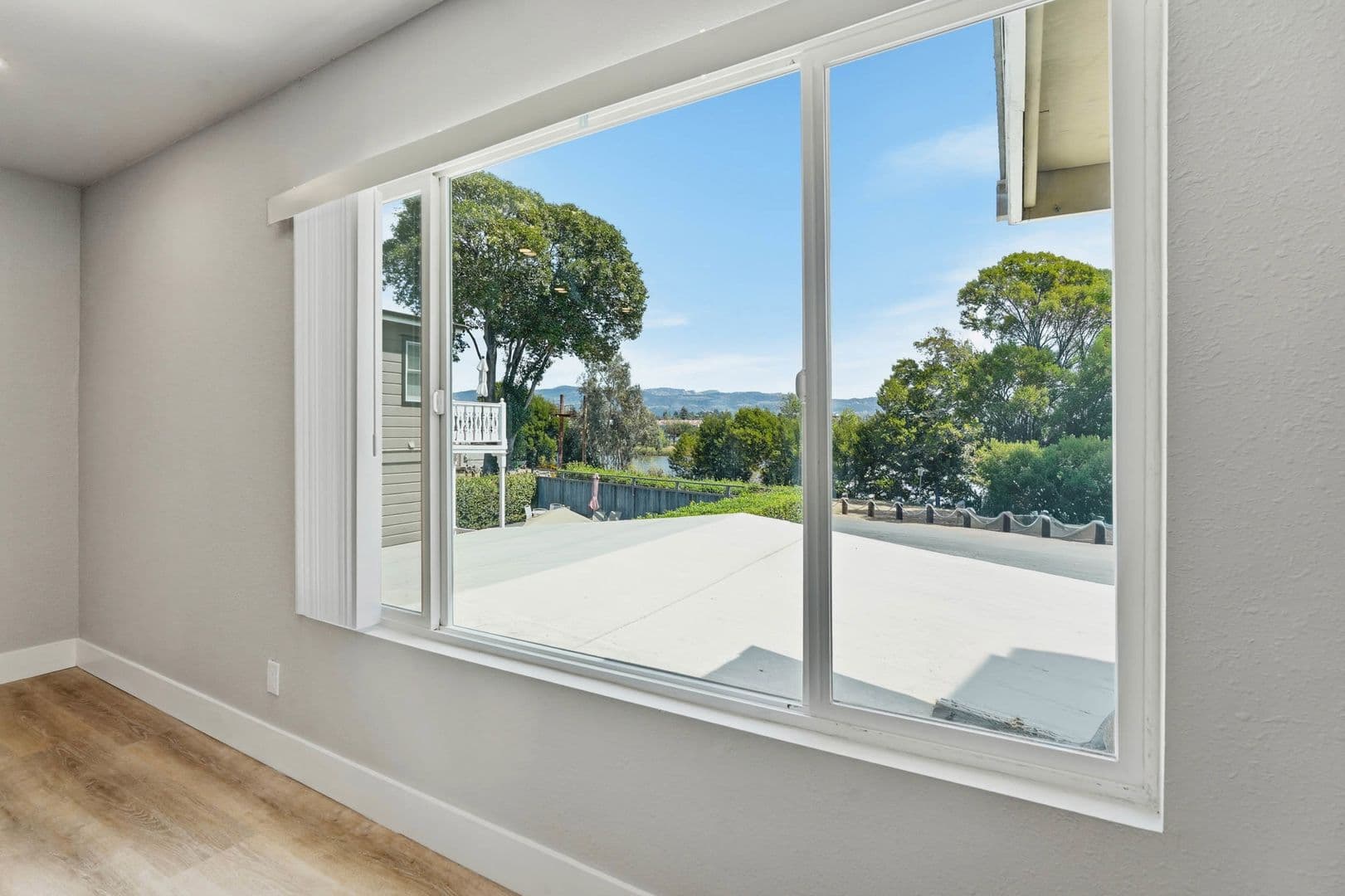 Napa Apartment: 381-385 Riverside Drive