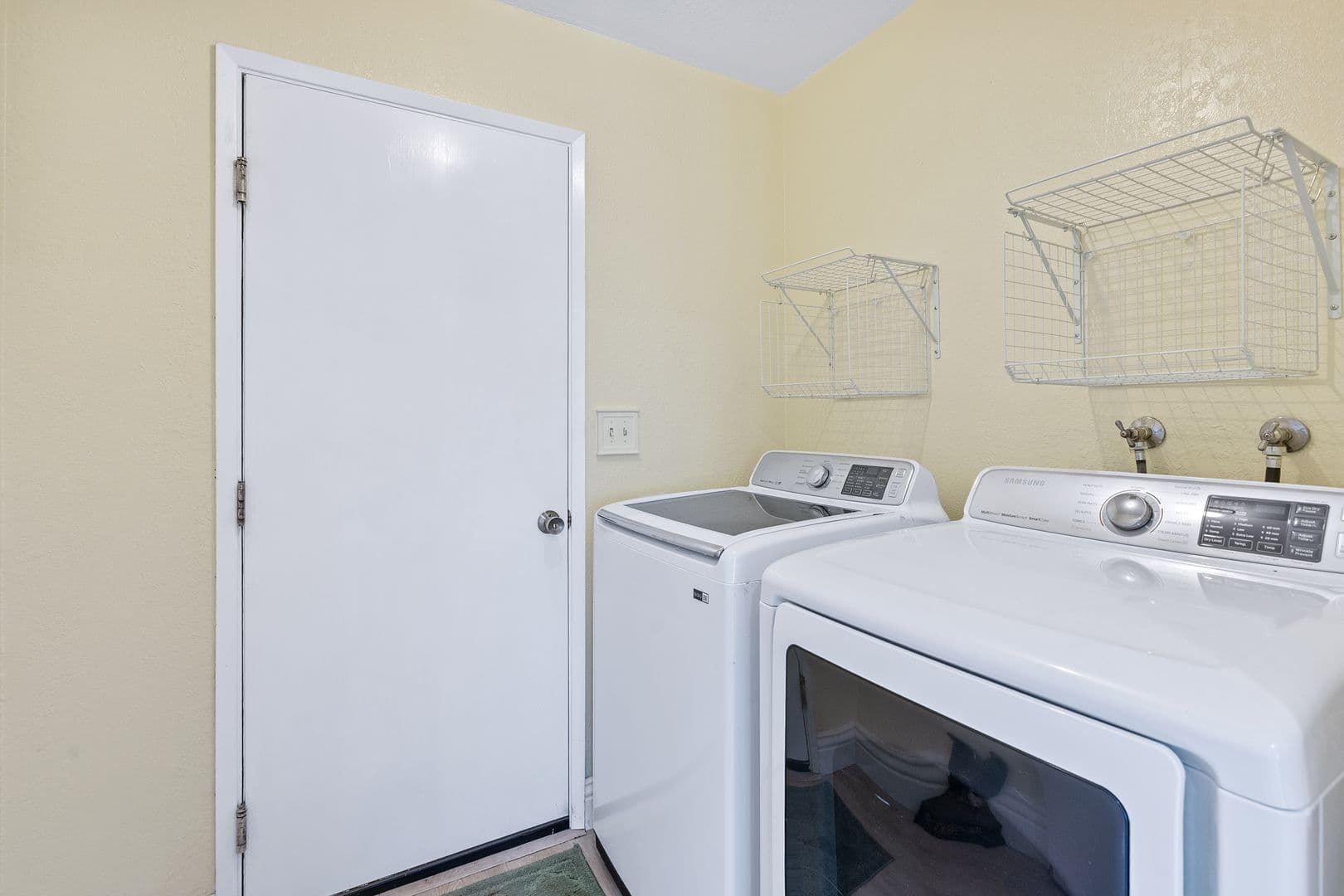 Napa House: 1019 Banbury Ct