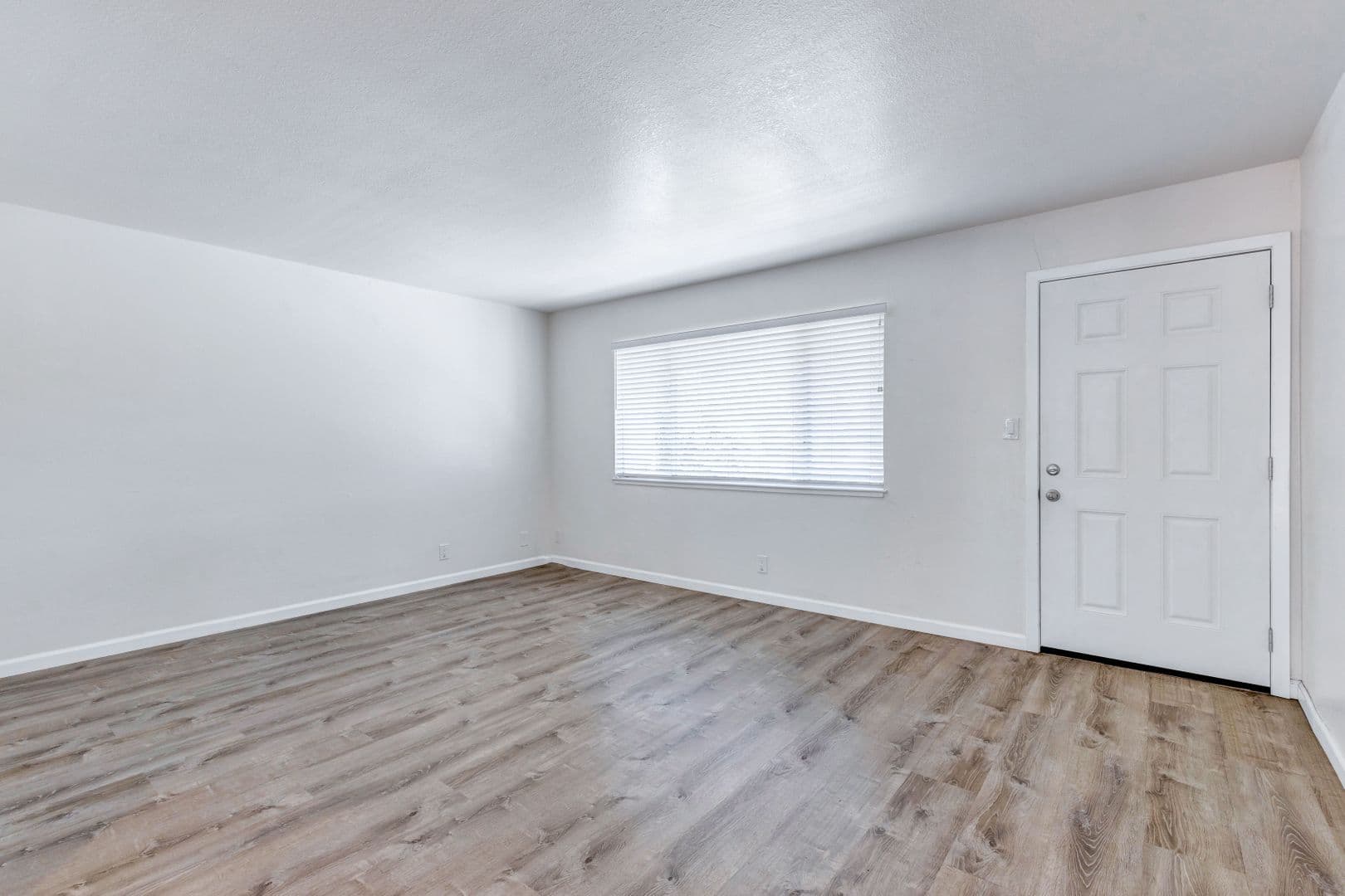 Napa Apartment: 931-939 Golden Gate Drive