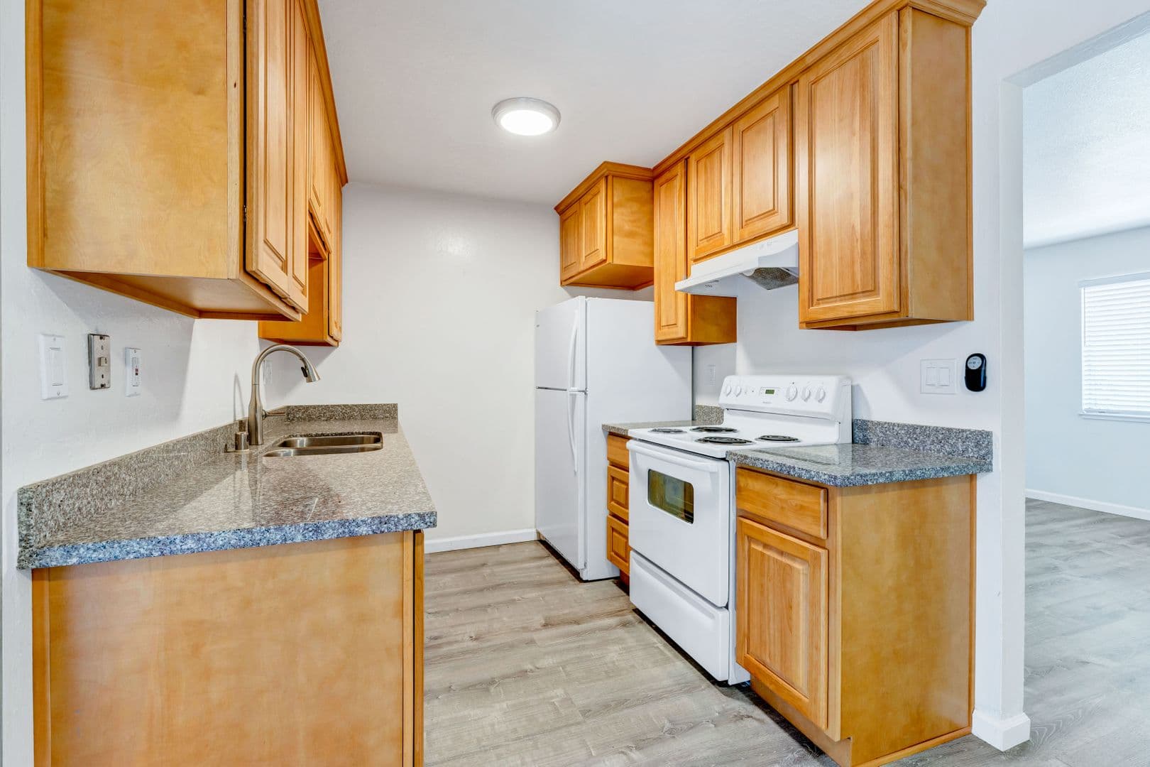 Napa Apartment: 931-939 Golden Gate Drive