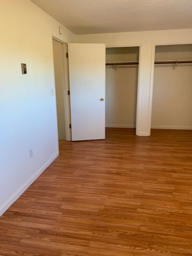 Klamath Falls House: 1211 Summers Ln
