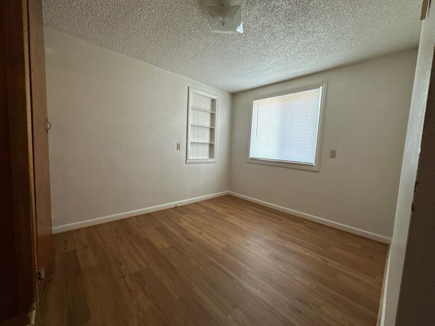Klamath Falls Apartment: 2160 Arthur Street