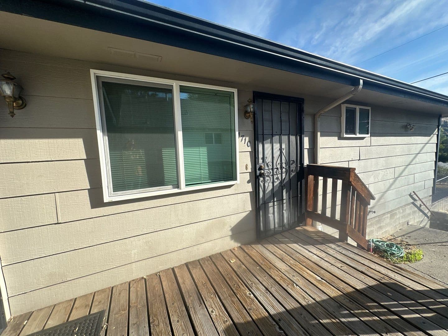Klamath Falls Apartment: Johnson Ave