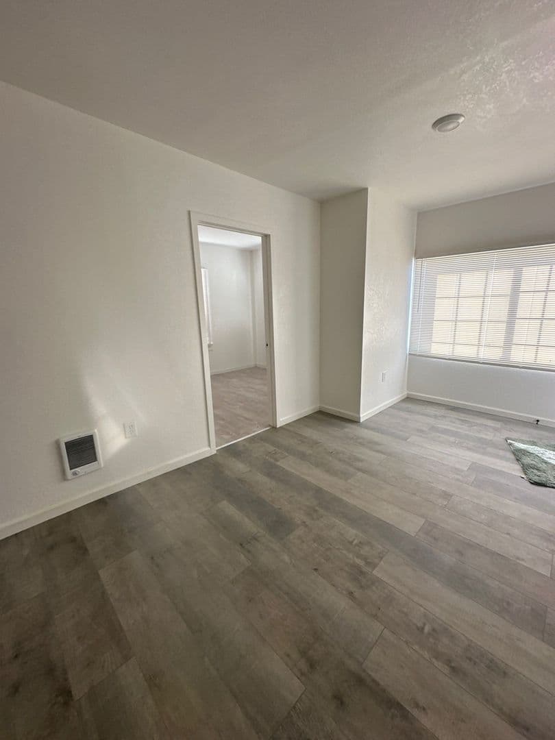 Klamath Falls House: 317 Martin St