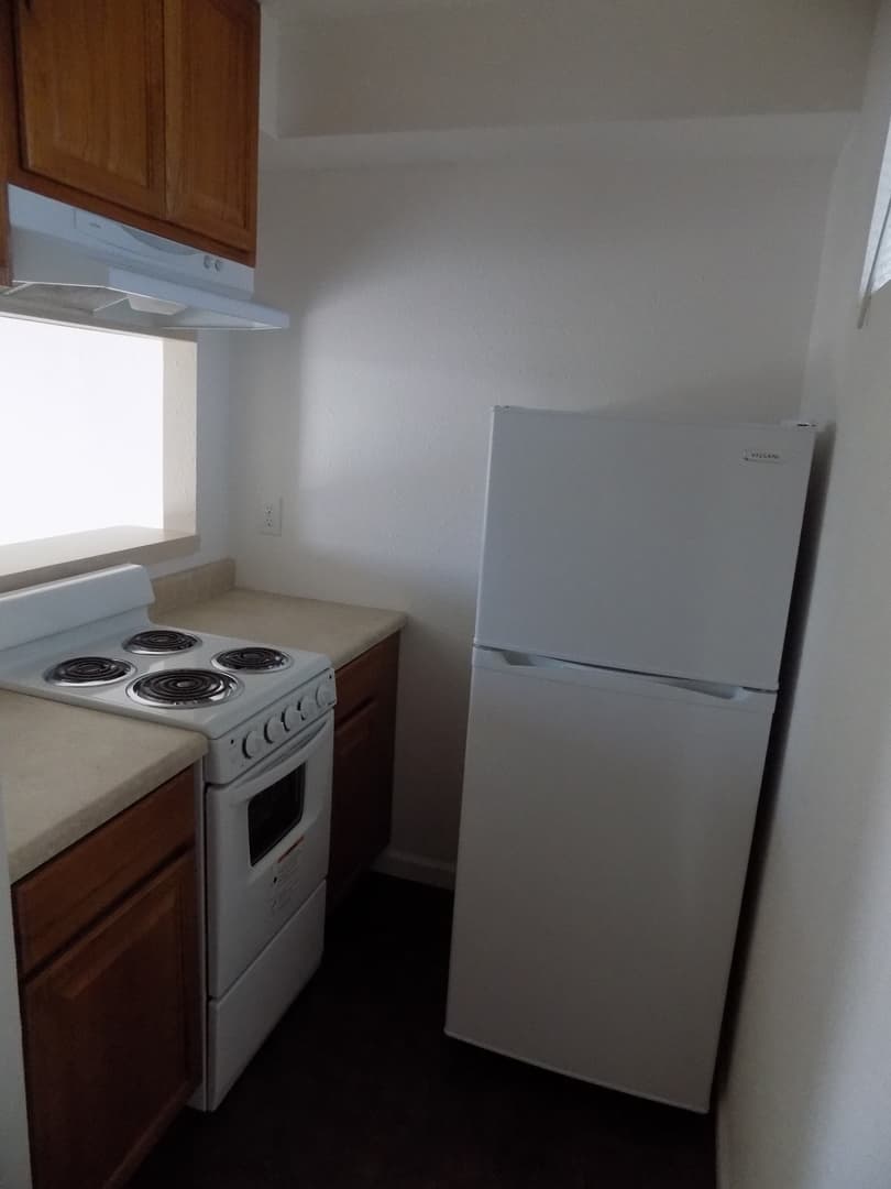 Klamath Falls Apartment: 1131 Walnut Ave