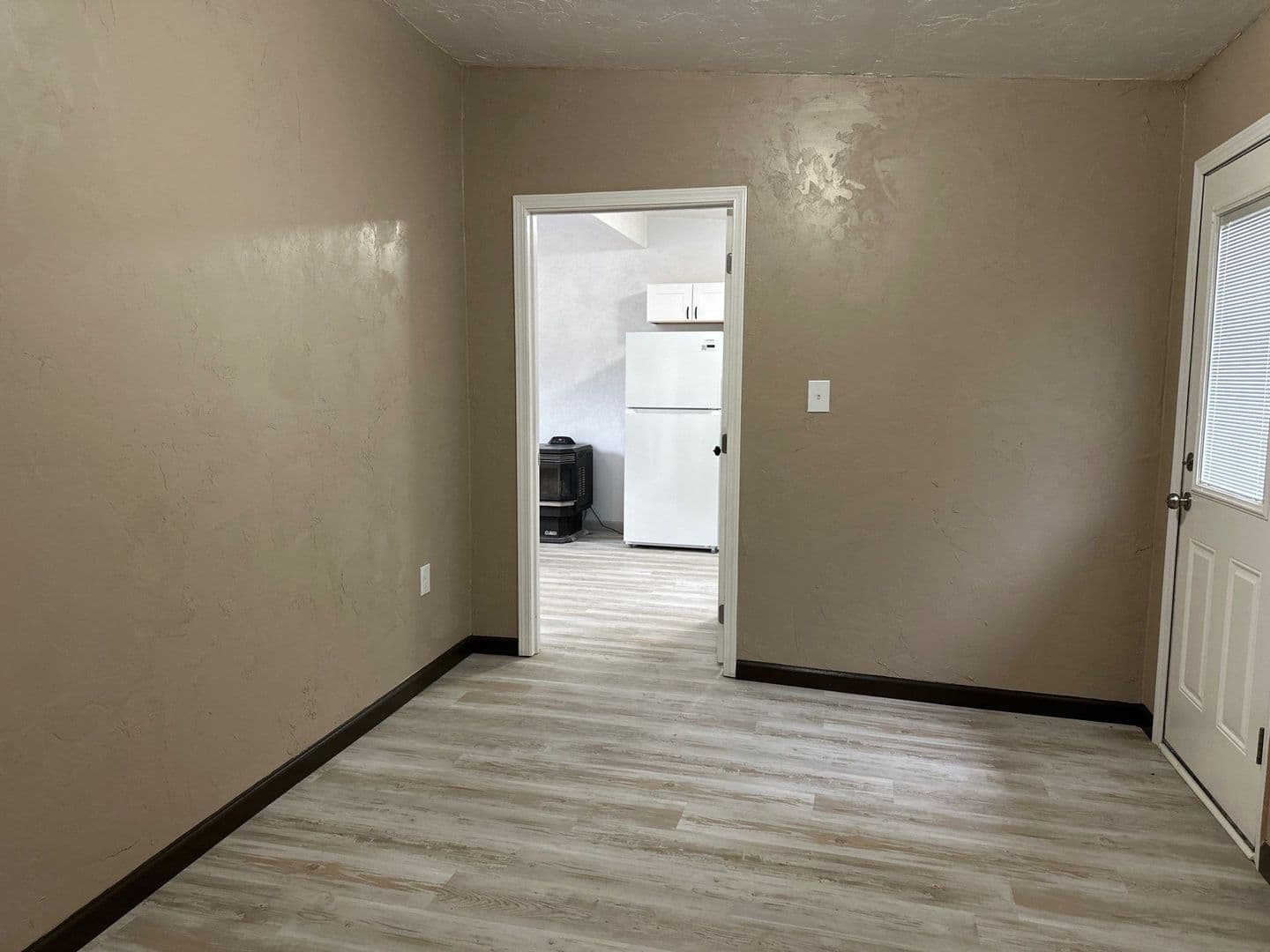 Klamath Falls Apartment: 332 N 10th St