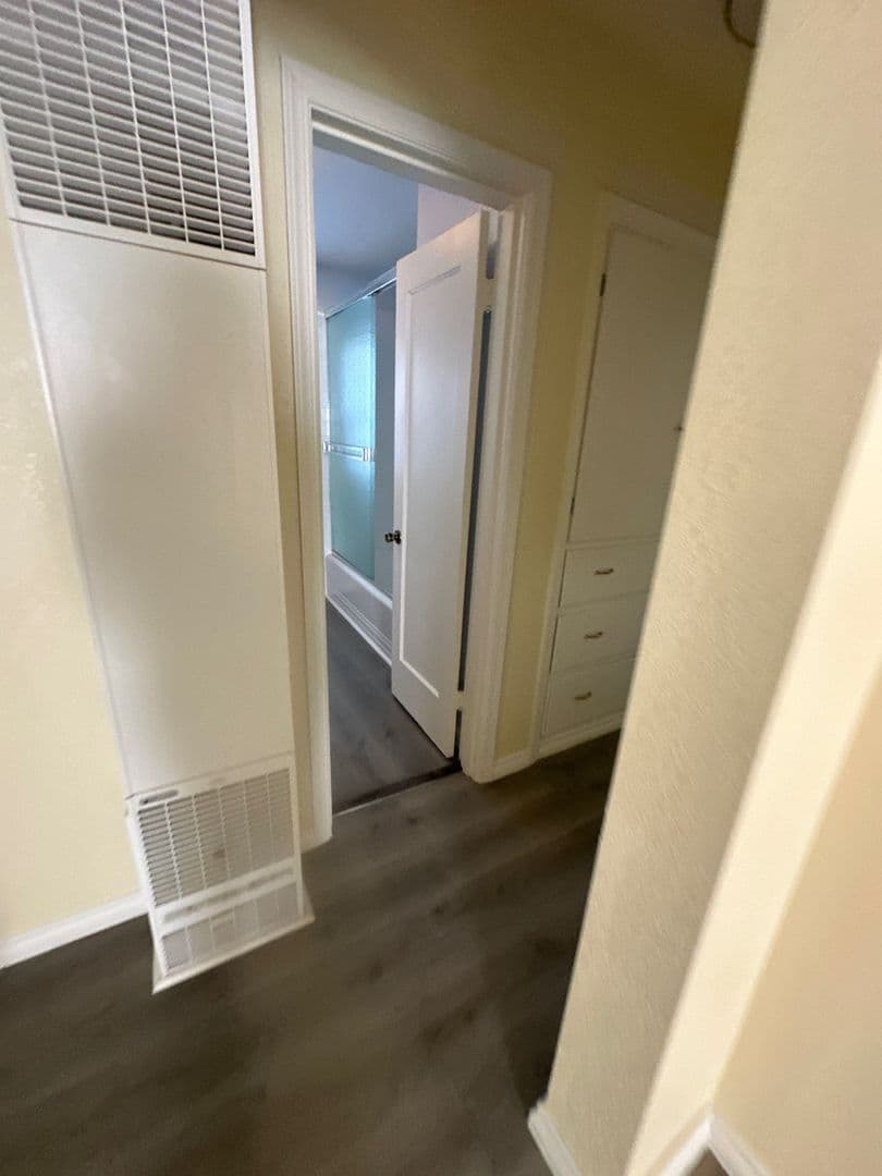 Klamath Falls House: 2445 White Ave