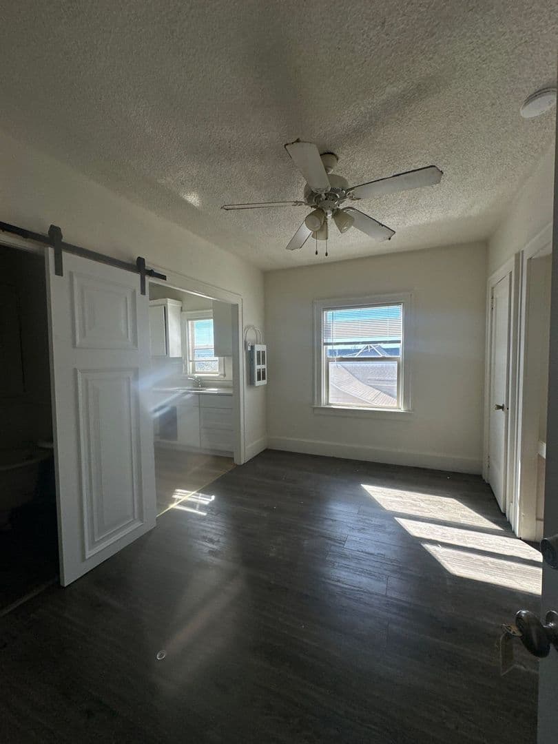 Klamath Falls Apartment: 224 S Broad St