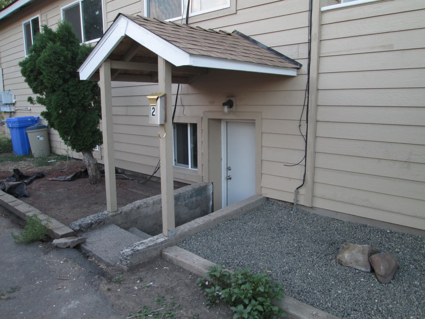 Klamath Falls Apartment: 754 N 10th Street