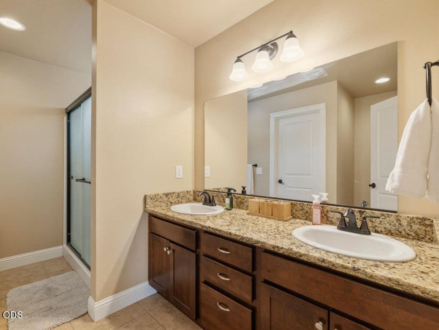Klamath Falls House: 2852 Glacier Dr