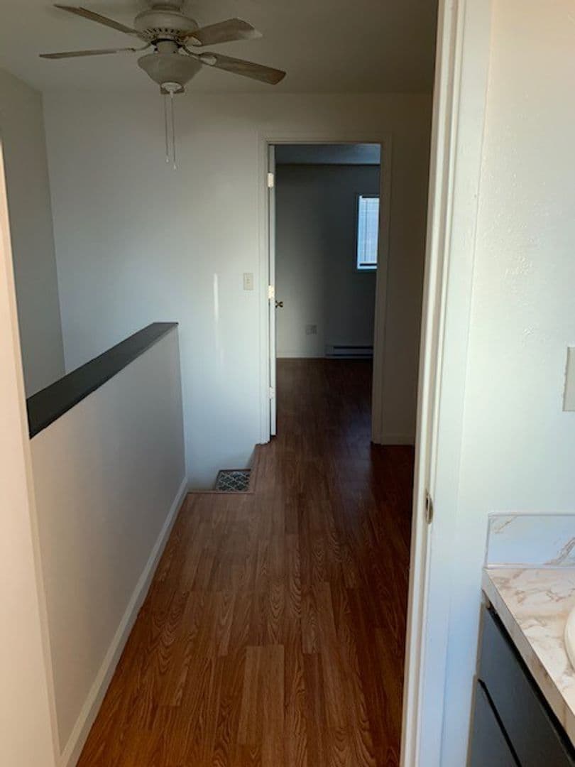Klamath Falls House: 1211 Summers Ln