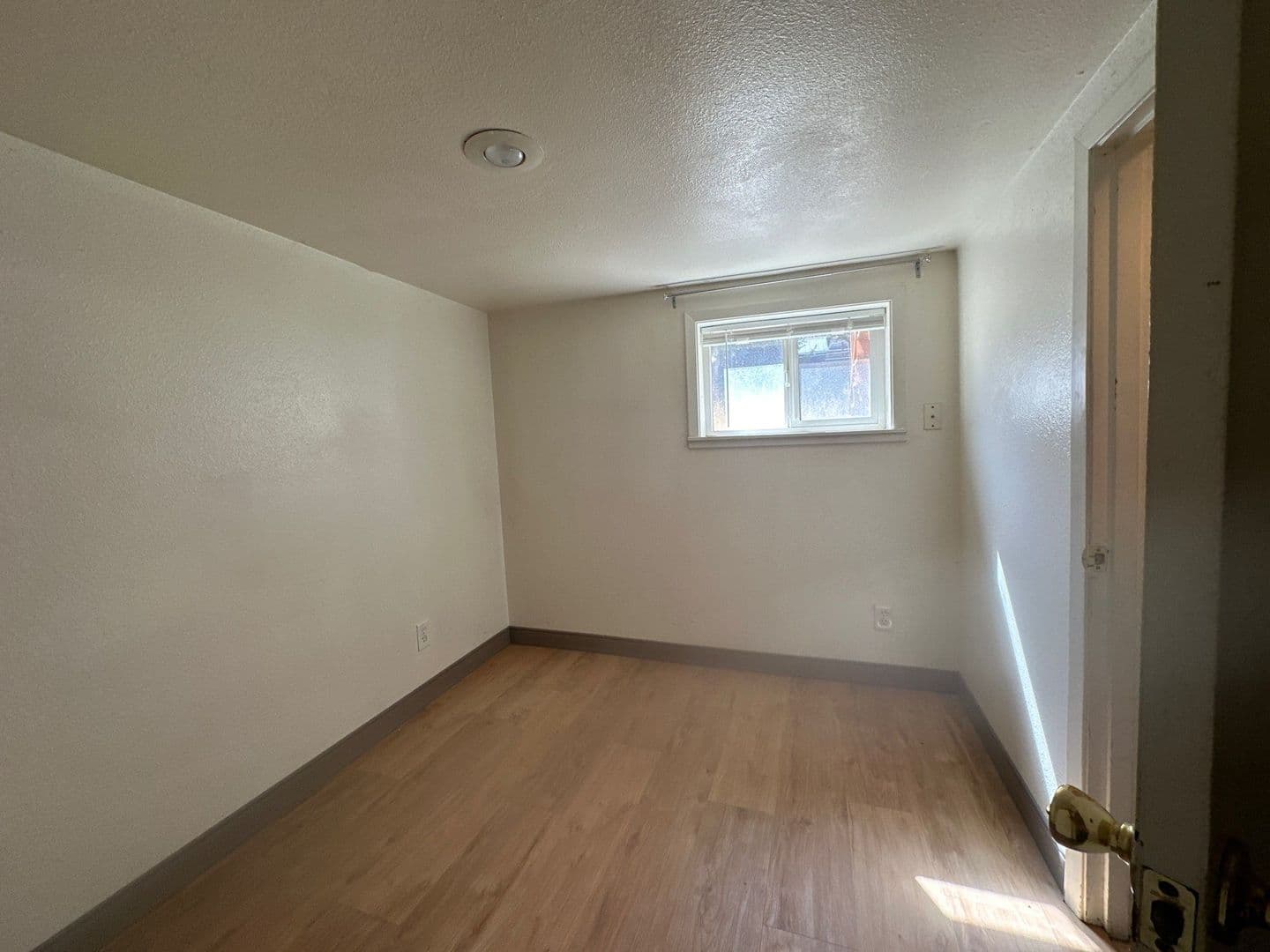 Klamath Falls Apartment: 754 N 10th Street