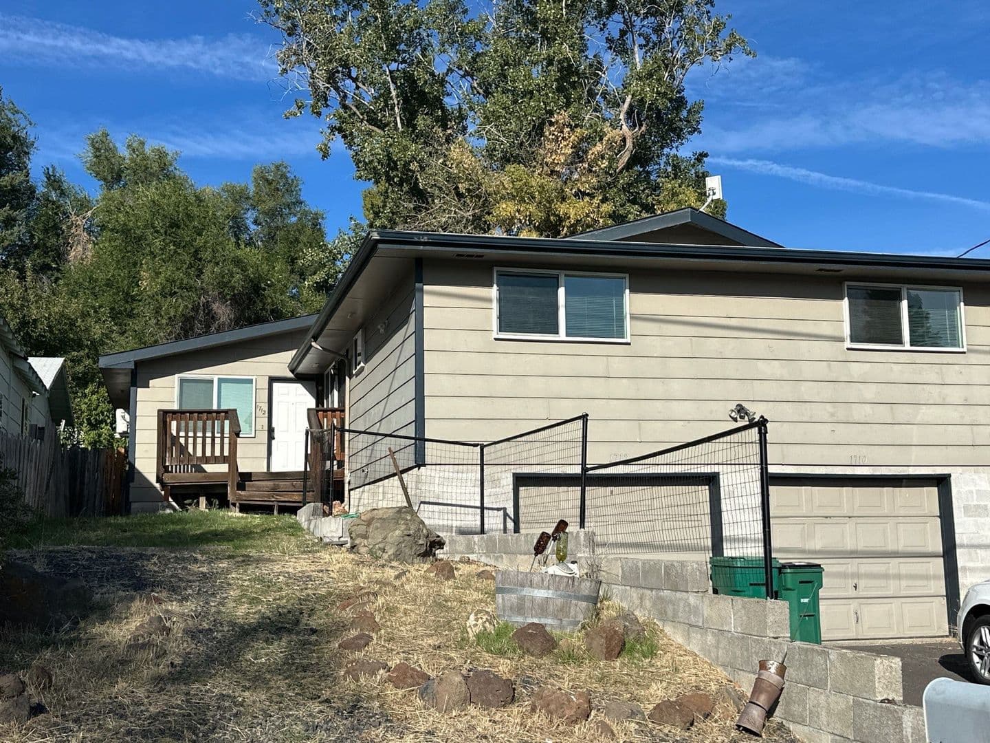 Klamath Falls Apartment: Johnson Ave