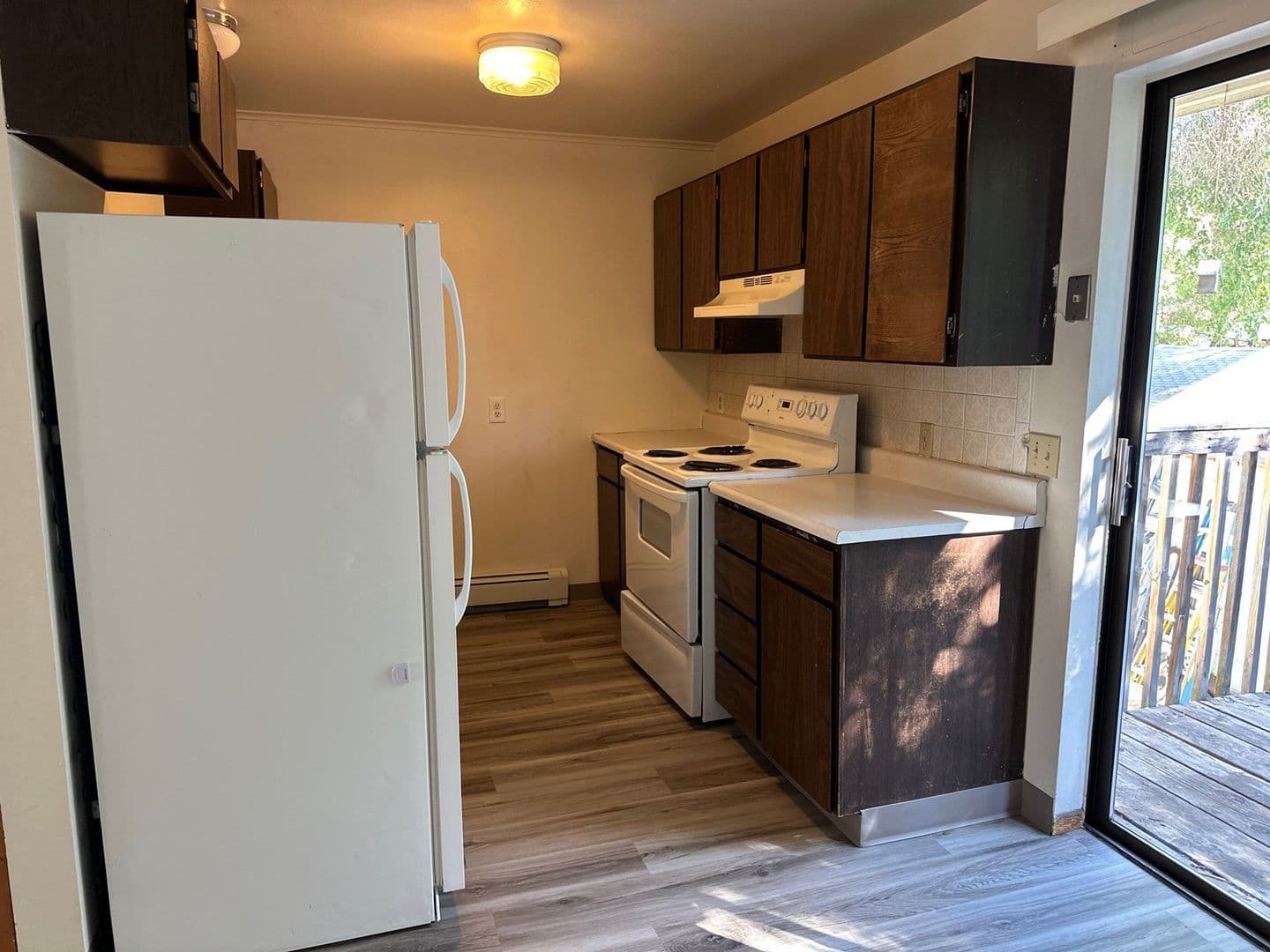 Klamath Falls Apartment: 157- 169 N Laguna St