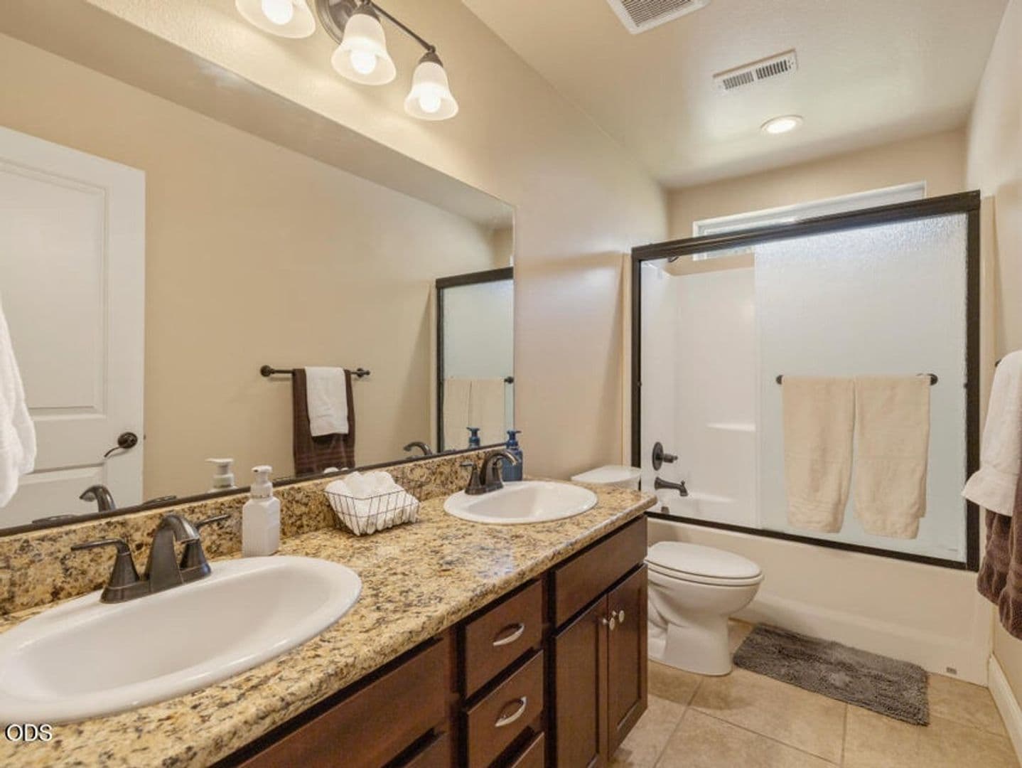 Klamath Falls House: 2852 Glacier Dr