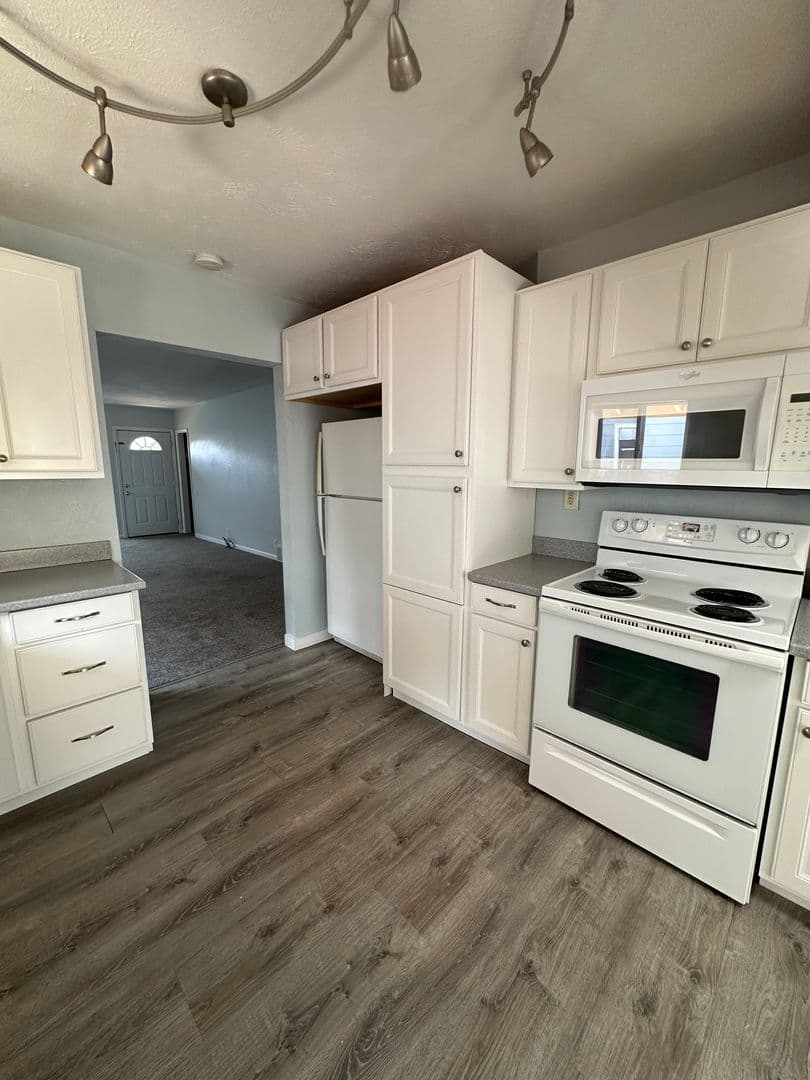 Klamath Falls House: 919 Eldorado Ave