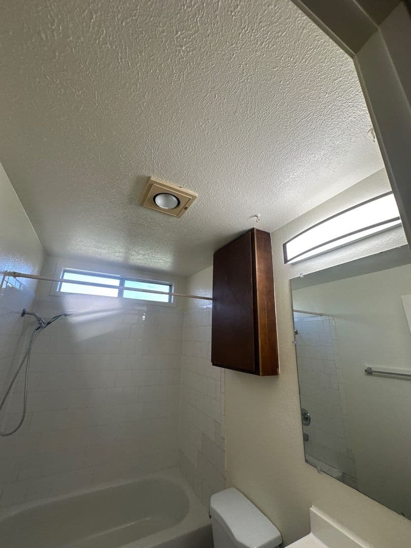 Klamath Falls Apartment: 1418 and 1420 Pleasant Ave
