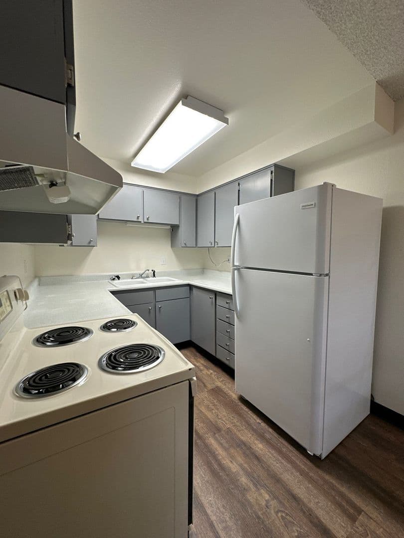 Klamath Falls Apartment: 1331 Avalon St
