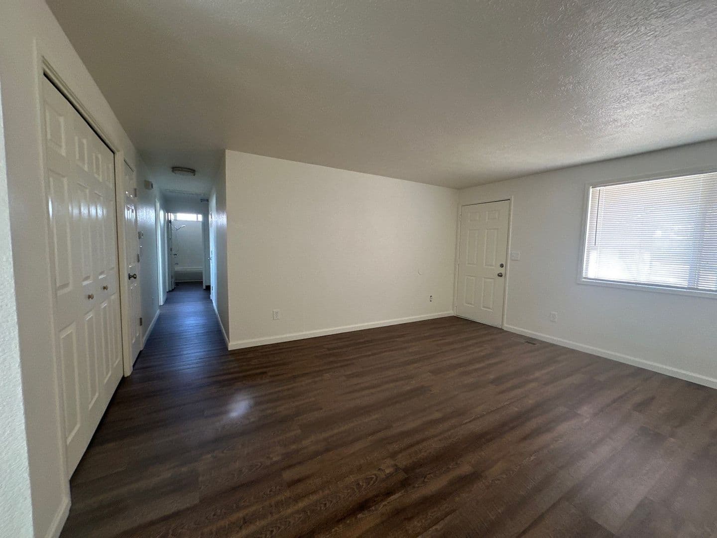 Klamath Falls Apartment: 1418 and 1420 Pleasant Ave