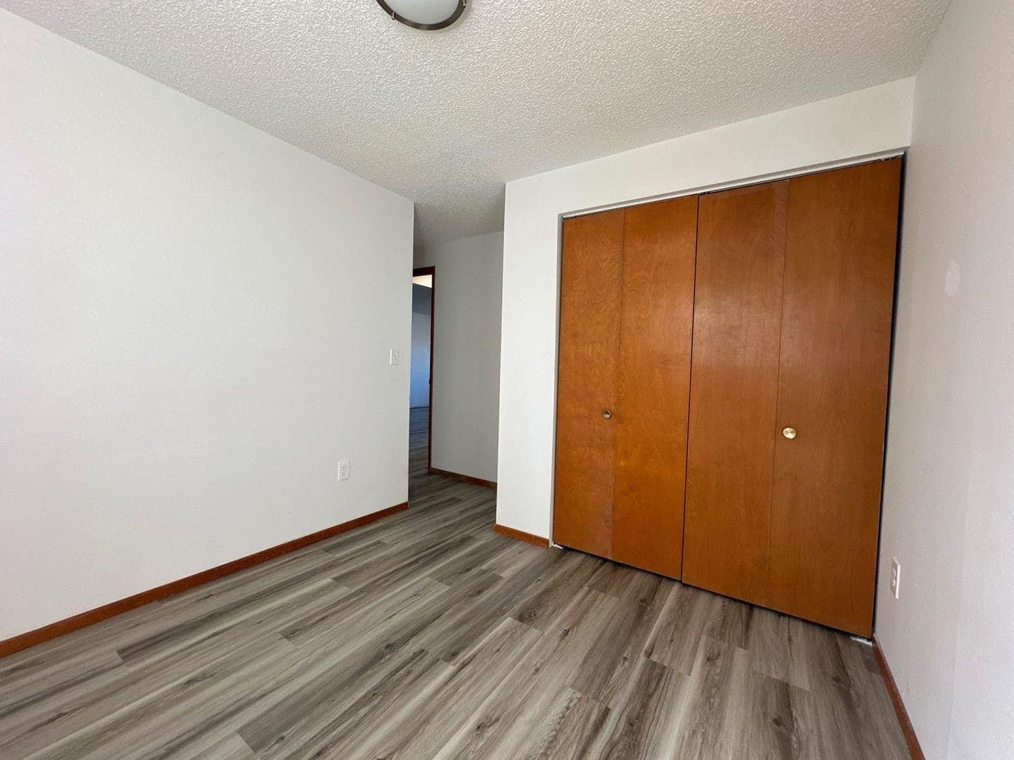 Klamath Falls Apartment: 157- 169 N Laguna St