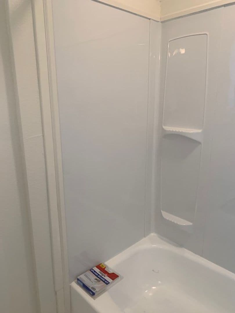 Klamath Falls House: 1211 Summers Ln