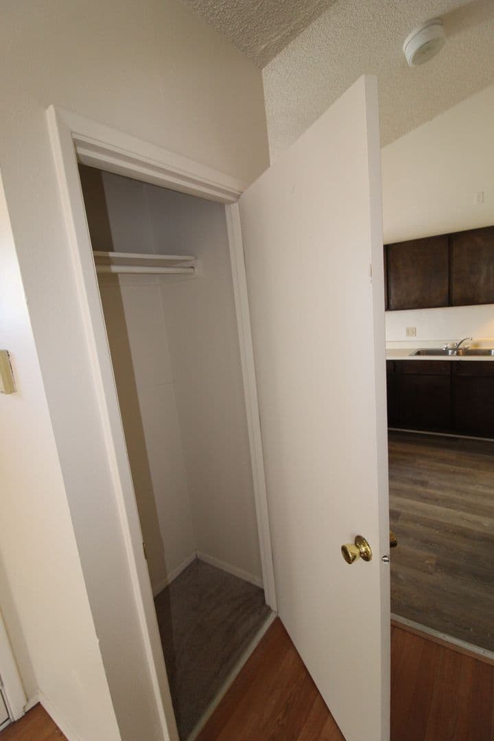 Klamath Falls House: 2332 Linda Vista Dr