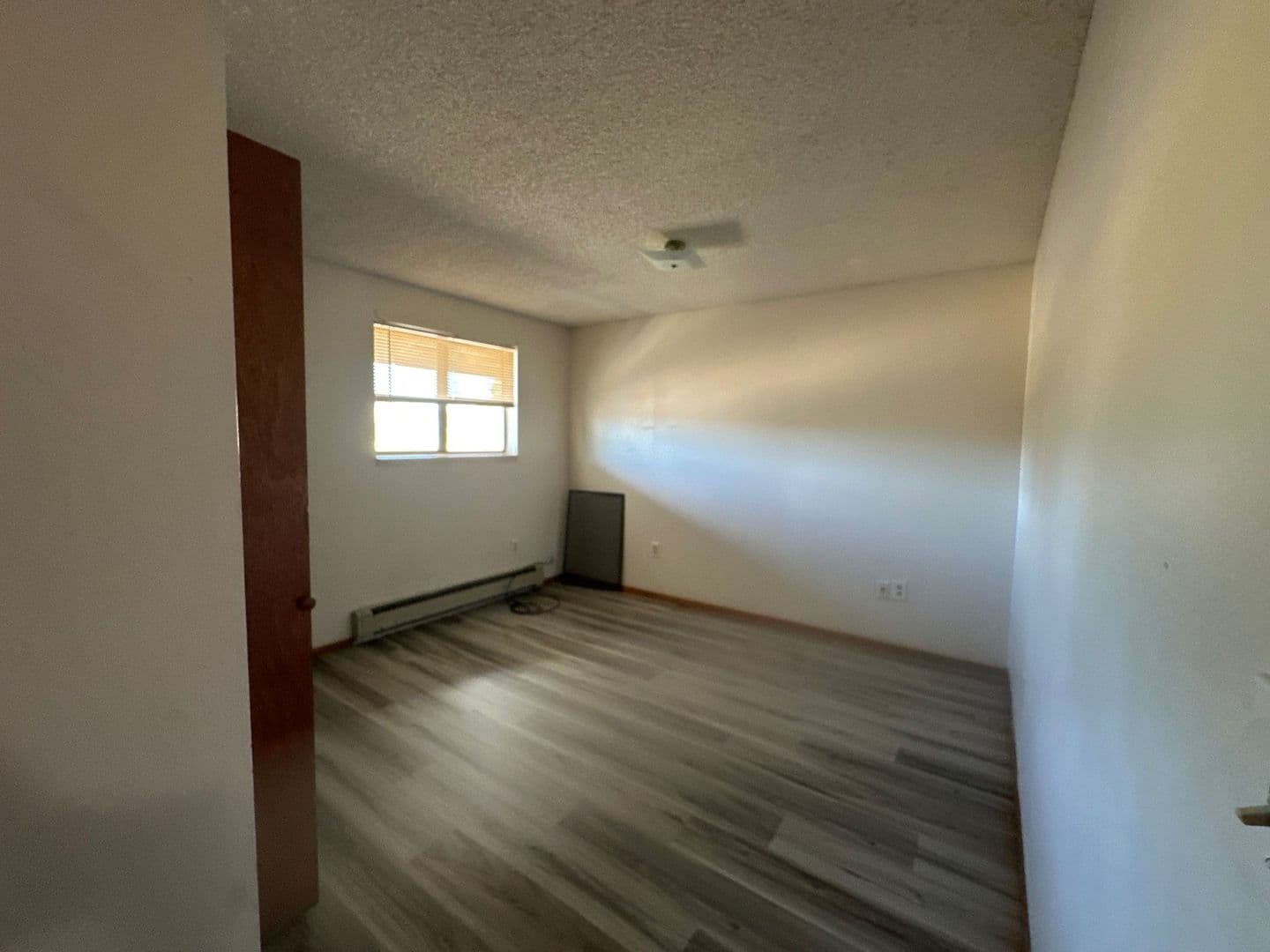 Klamath Falls Apartment: 157- 169 N Laguna St