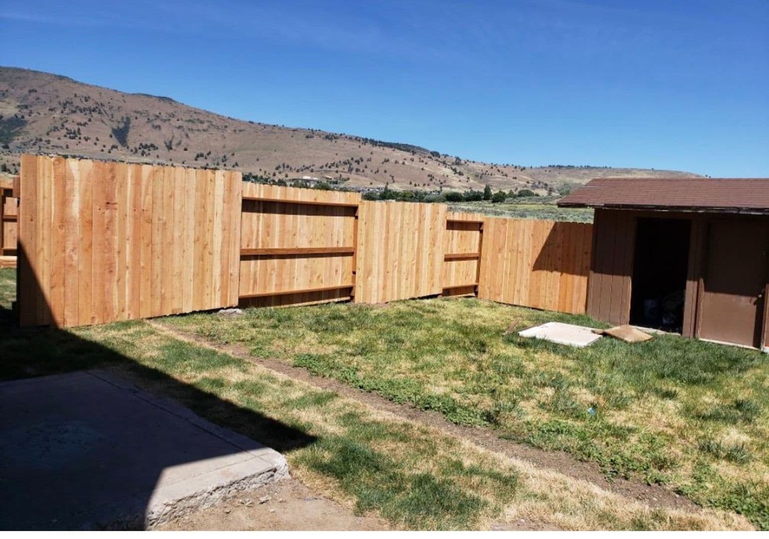Klamath Falls House: 1211 Summers Ln