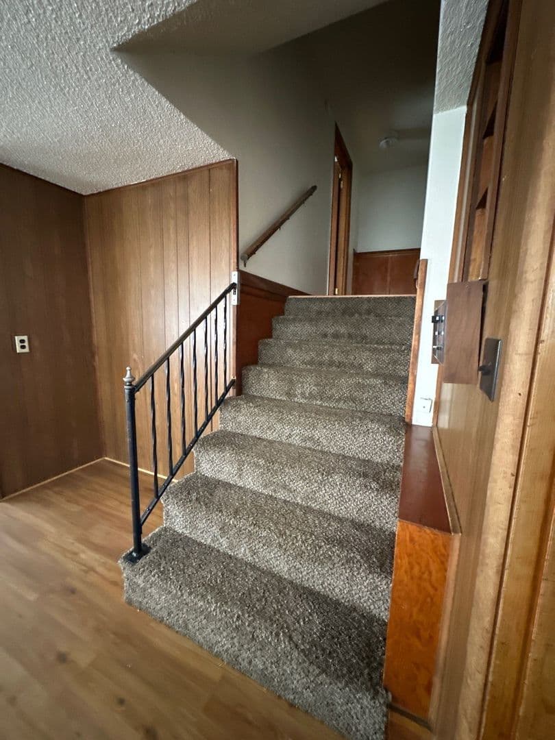 Klamath Falls Apartment: 2160 Arthur Street