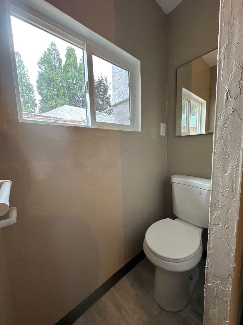 Klamath Falls Apartment: 332 N 10th St