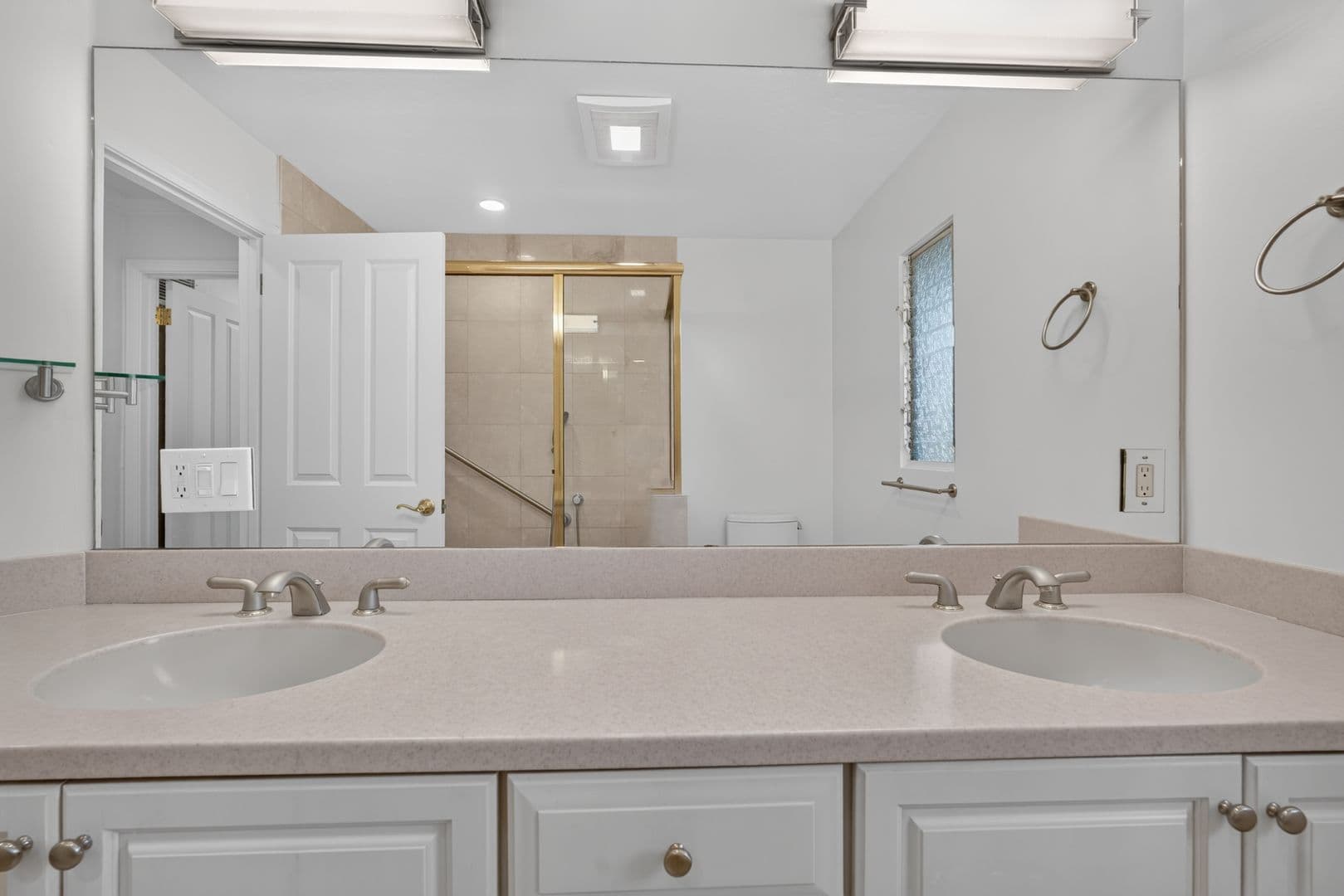 Carmel Condo: 79 Del Mesa Carmel