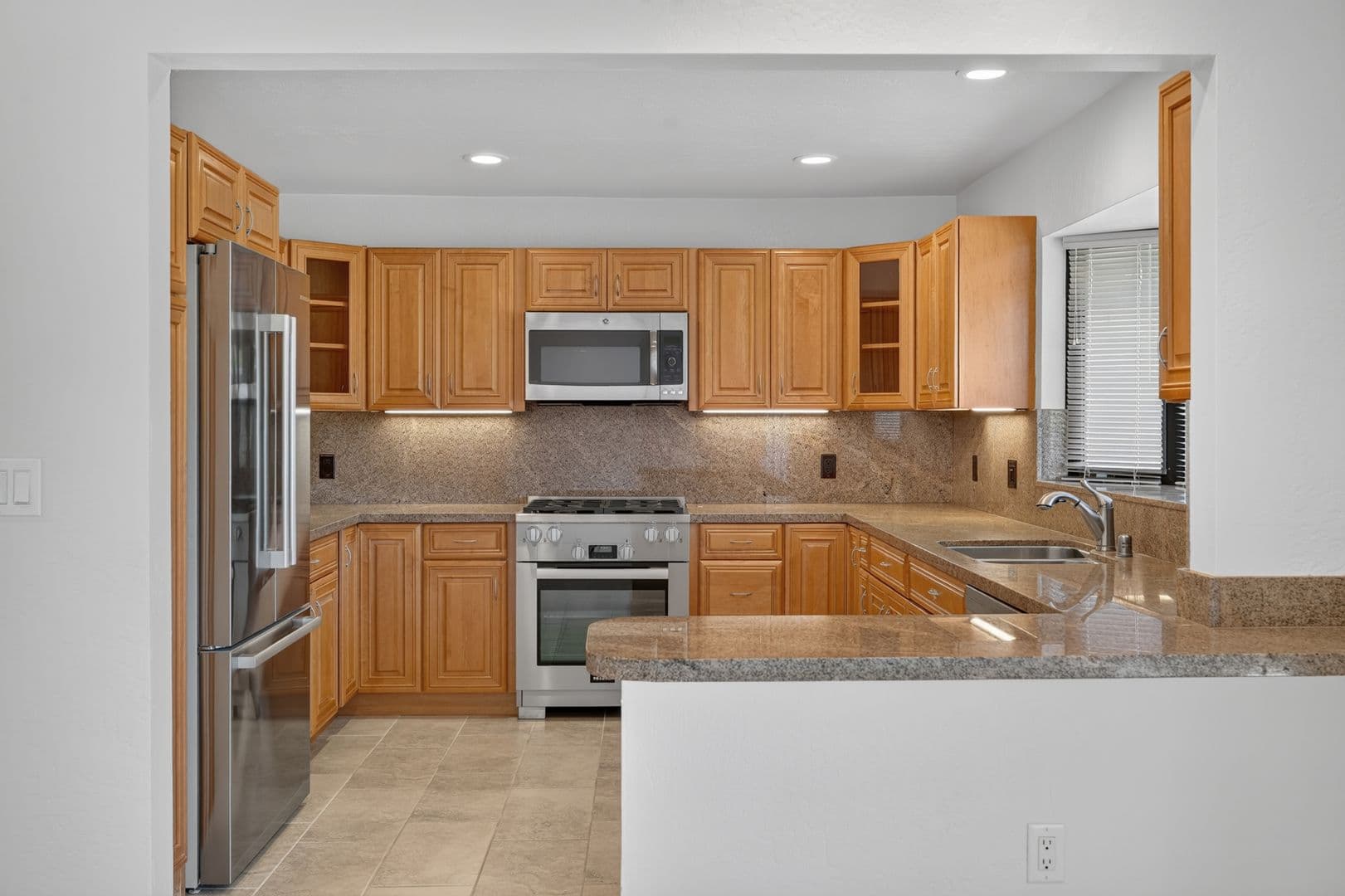 Carmel Condo: 79 Del Mesa Carmel