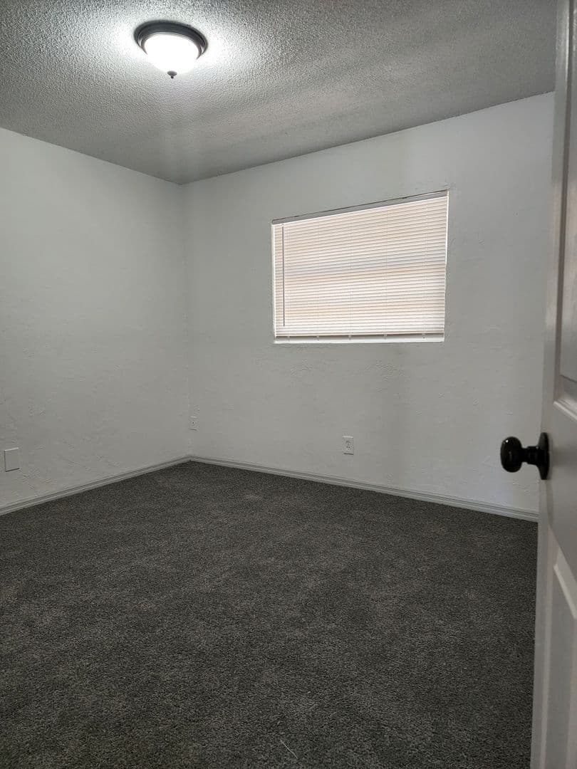 South Daytona Apartment: 1835-1841 S Segrave St.