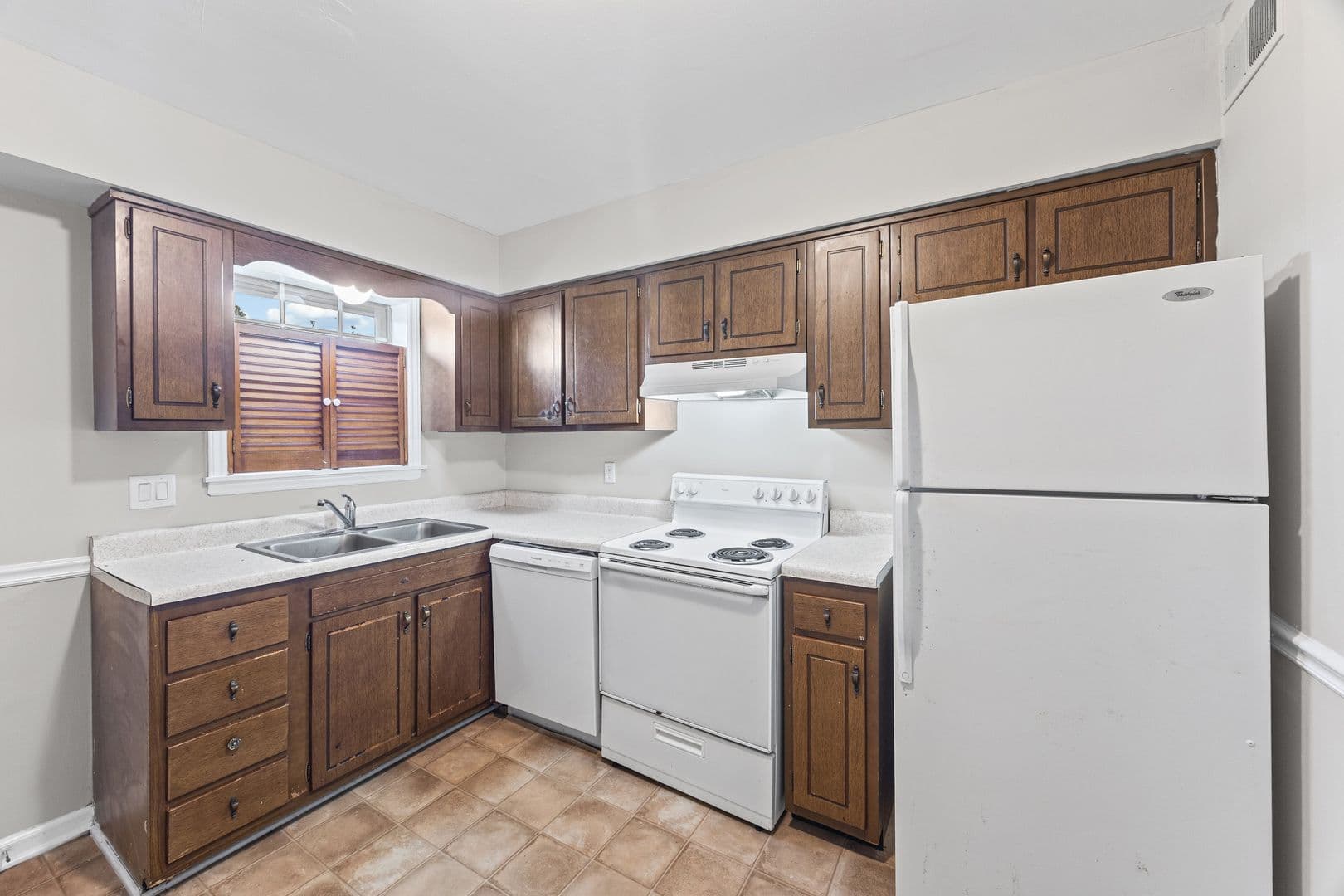 Charlotte Condo: 5805-H Hunting Ridge Lane