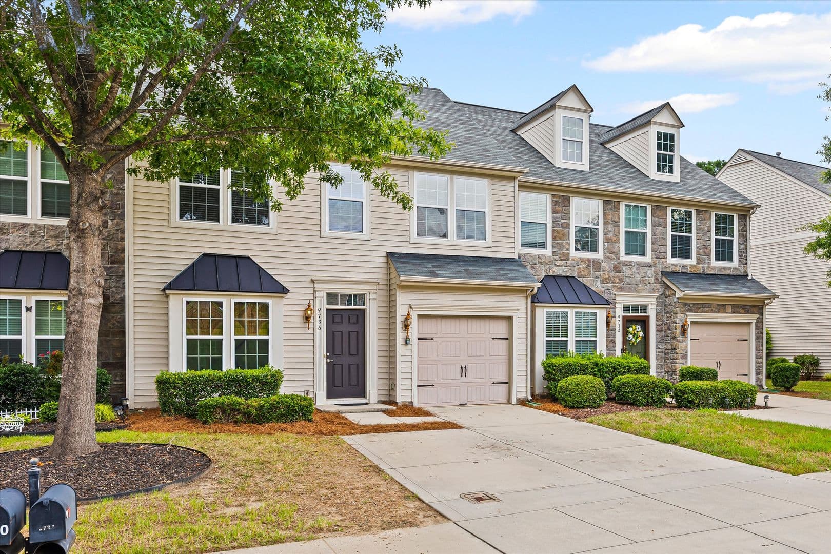 Charlotte Townhome: 9736 Springholm Drive