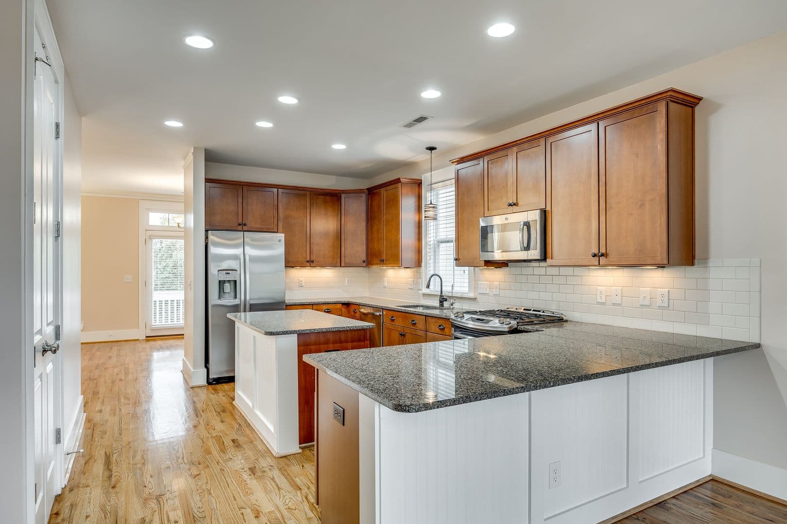 Rock Hill House: 799 Herrons Ferry Rd.