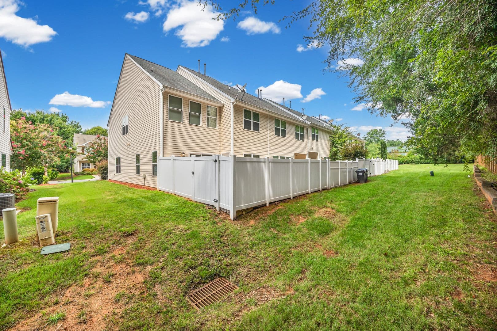 Lake Wylie Townhome: 2090 Shady Pond Dr.