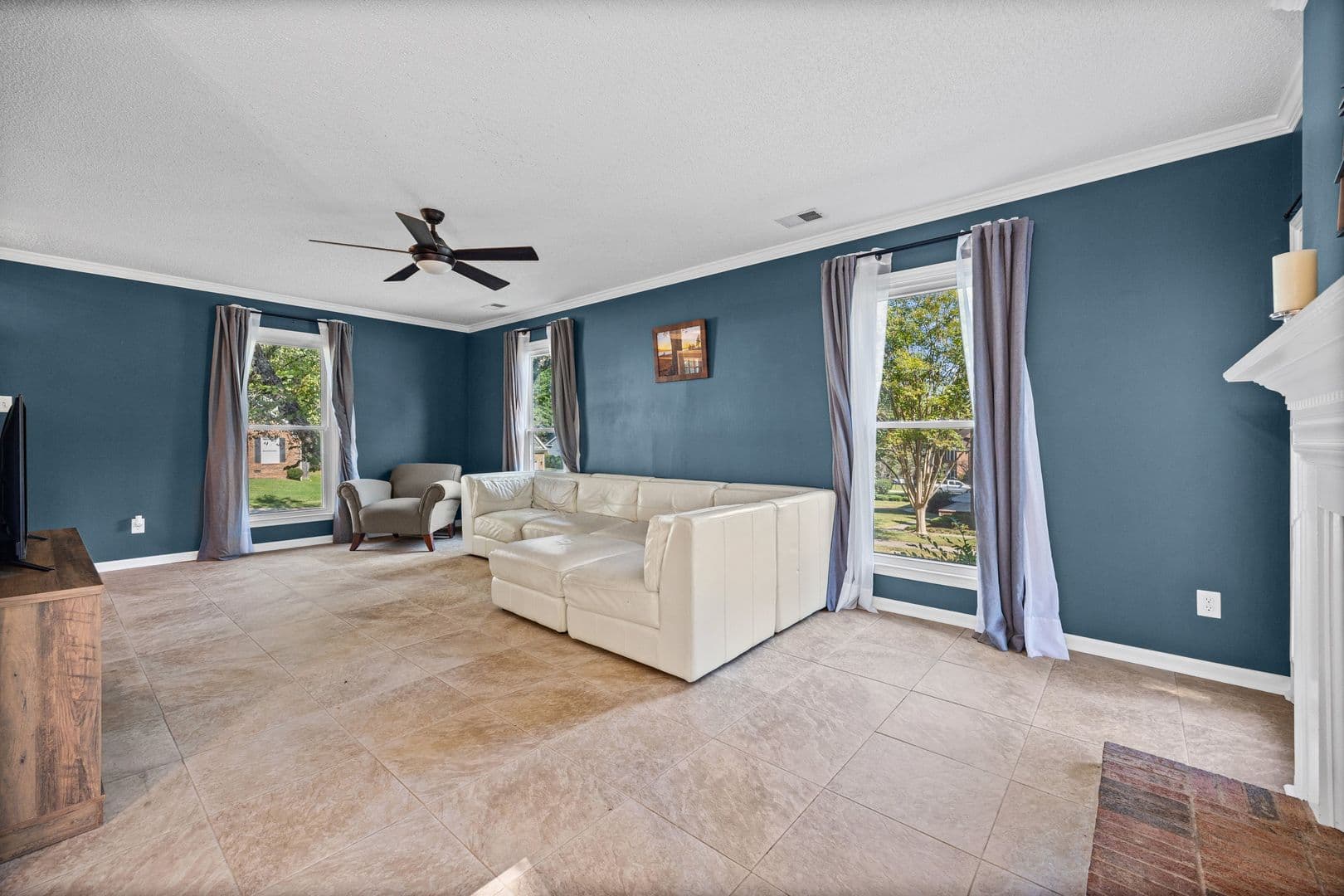 Charlote House: 612 Grays Creek