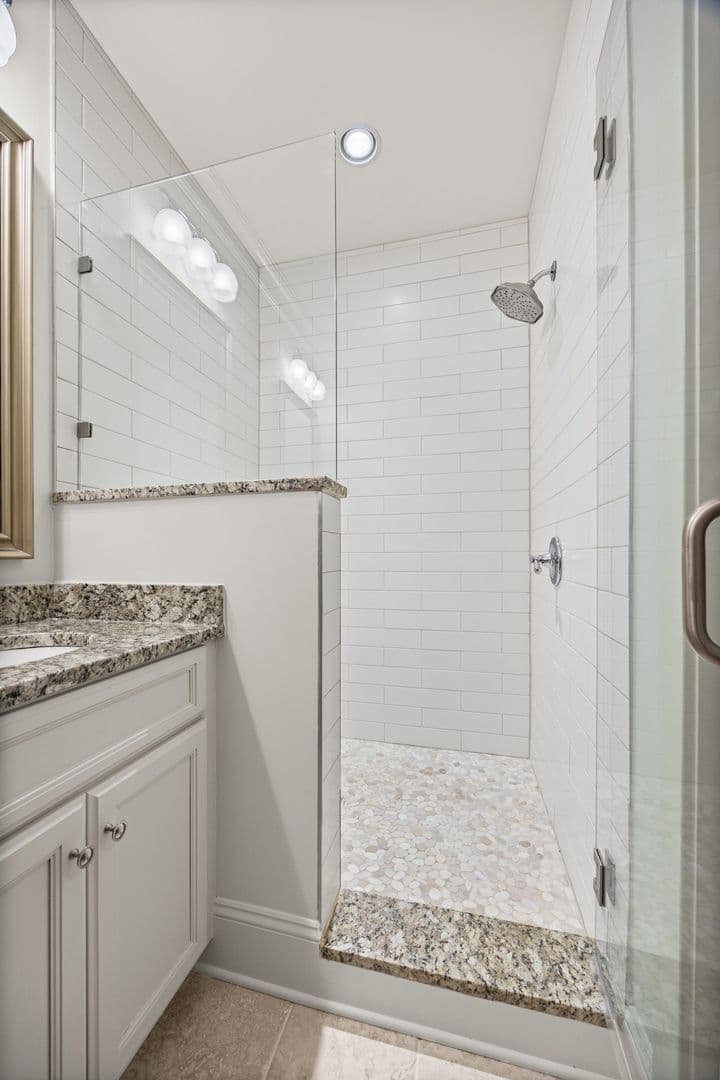 Belmont Townhome: 706 Kingsley Way