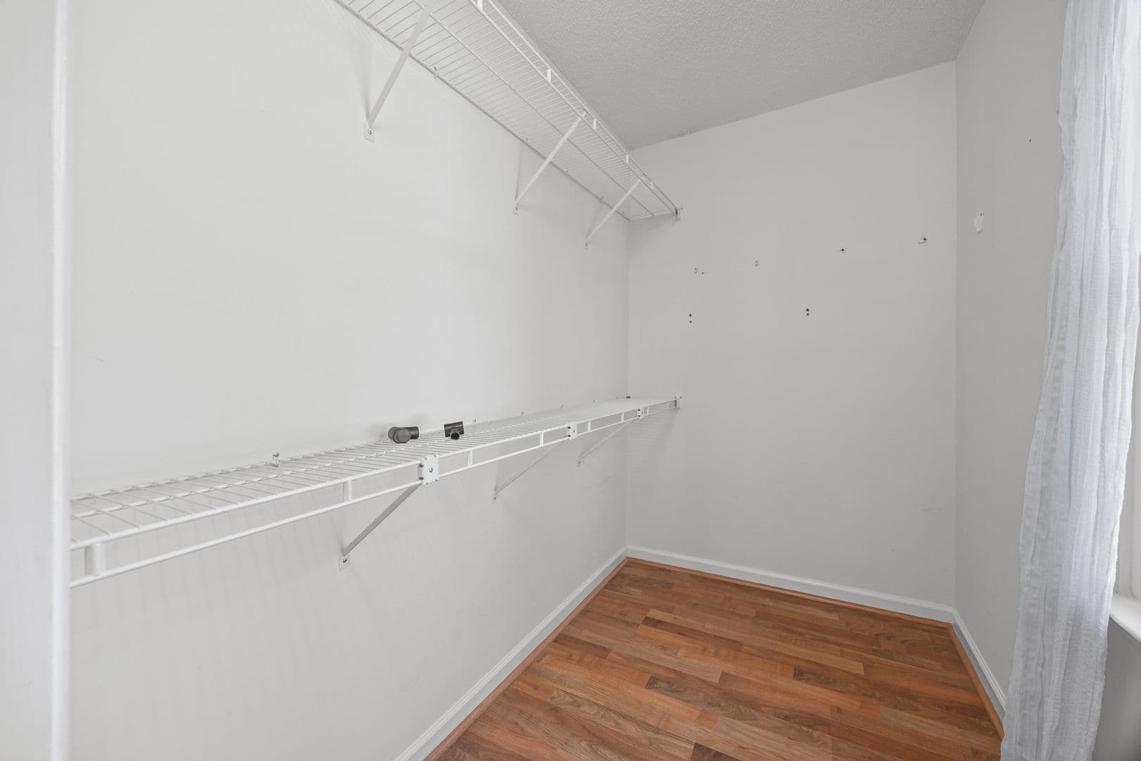 Charlote House: 612 Grays Creek