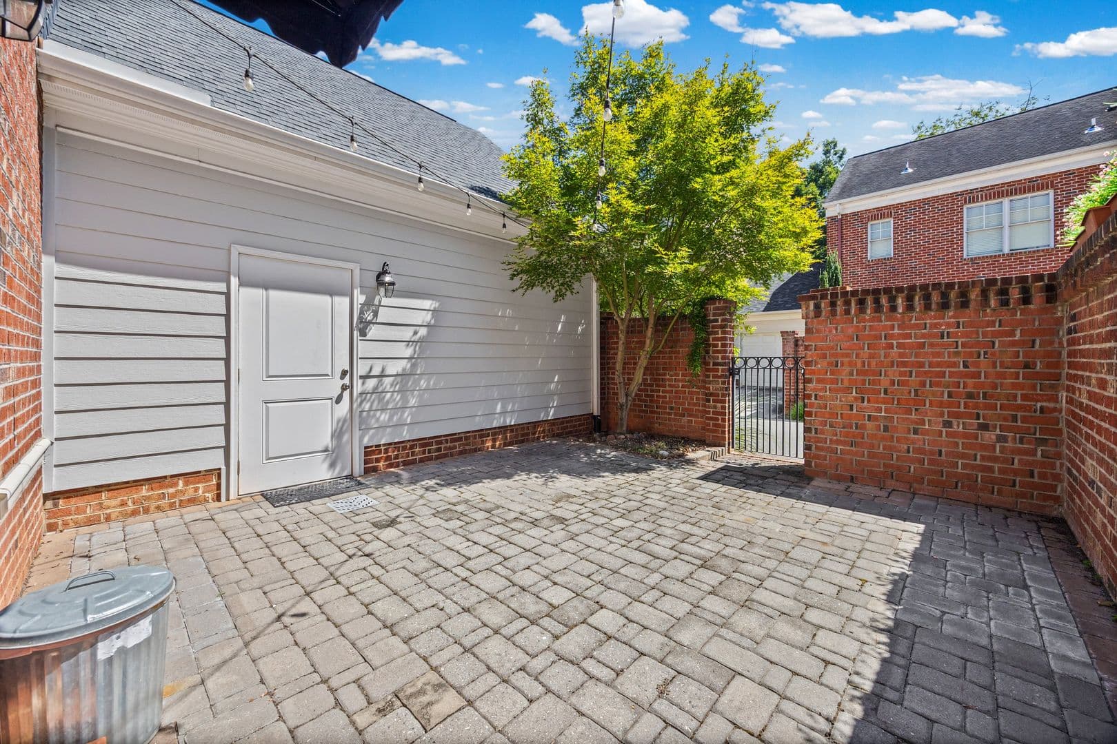 Belmont Townhome: 706 Kingsley Way