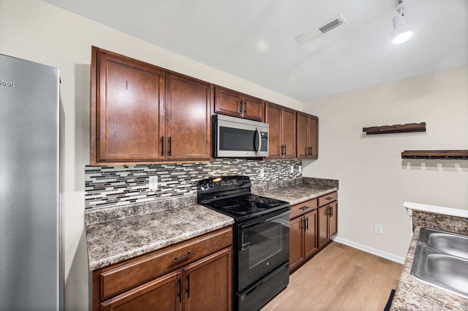 Charlotte Townhome: 9612 Brackenview Ct.