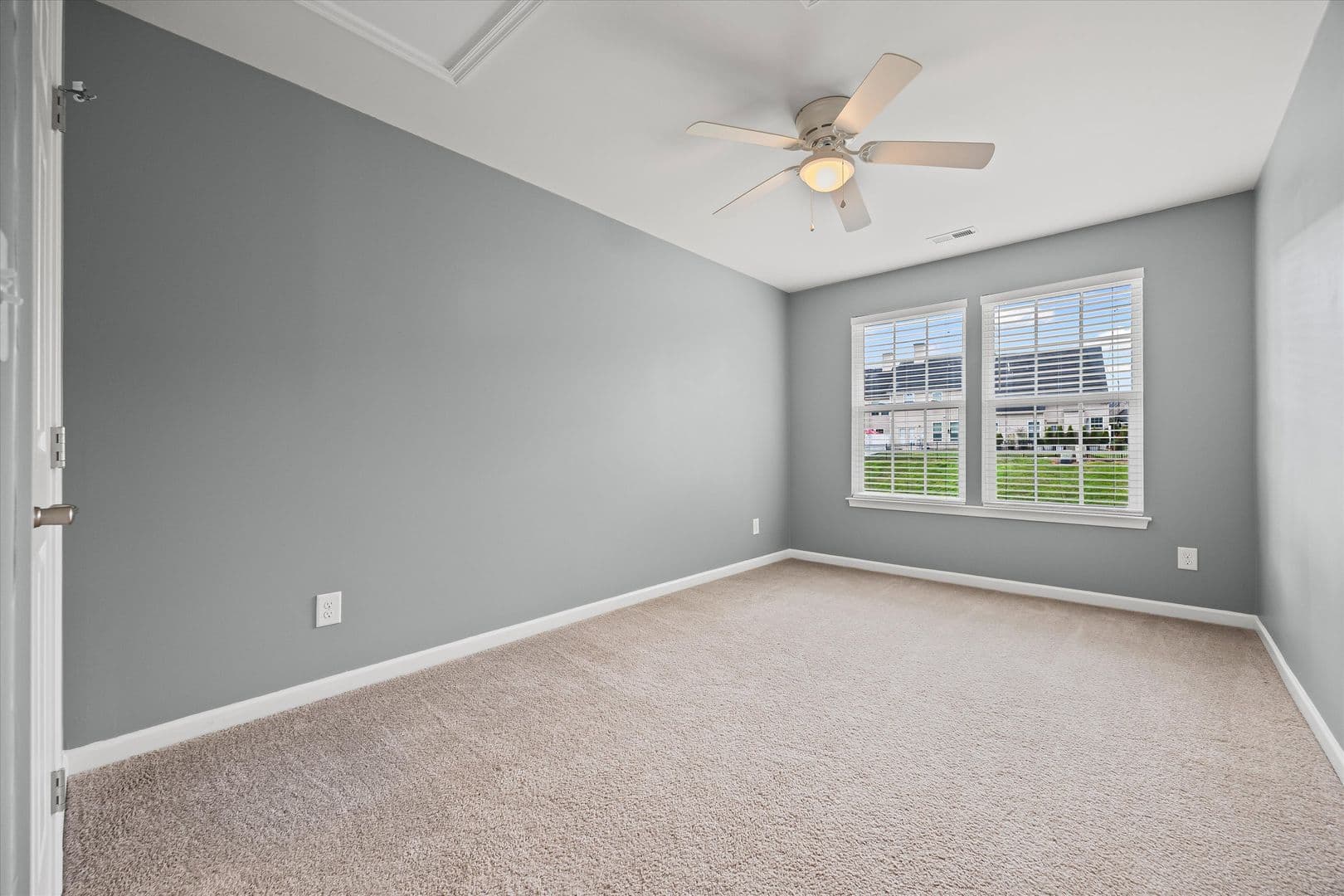 Charlotte Townhome: 9736 Springholm Drive