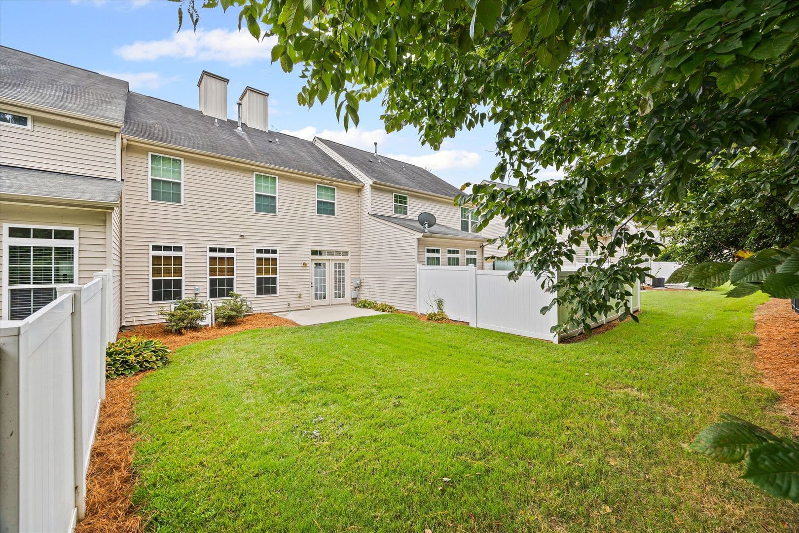 Charlotte Townhome: 9736 Springholm Drive